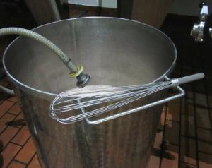Even the kitchen whisk is useful in the cellar to stir up the yeast.
